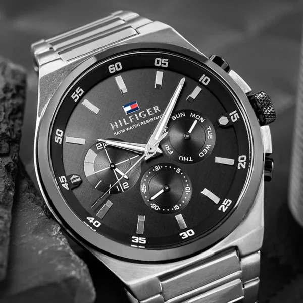 Montre Tommy Hilfiger Argenté — FAVORI Maroc