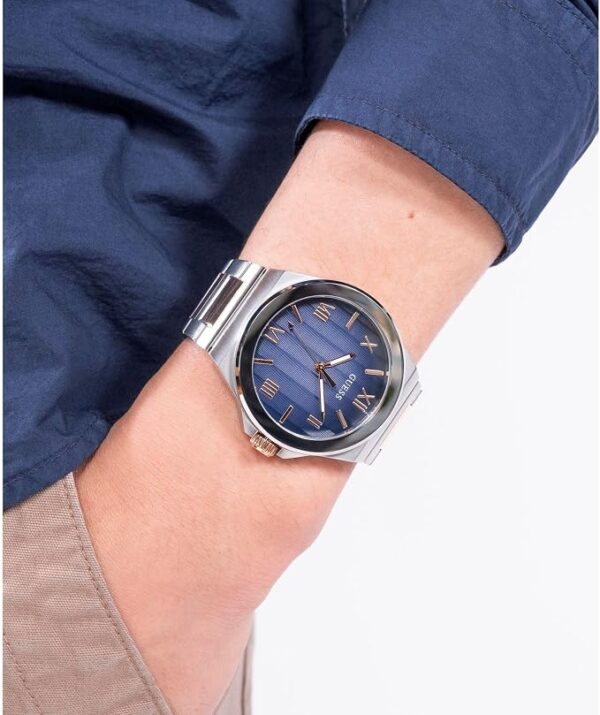 Montre Guess Vinyl GW0789G4 homme cadran bleu bracelet acier bicolore Montre Guess Vinyl GW0789G4 homme cadran bleu bracelet acier bicolore
