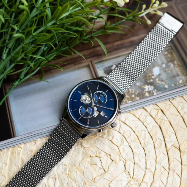 Montre Tommy Hilfiger Weston 1710504 cadran bleu